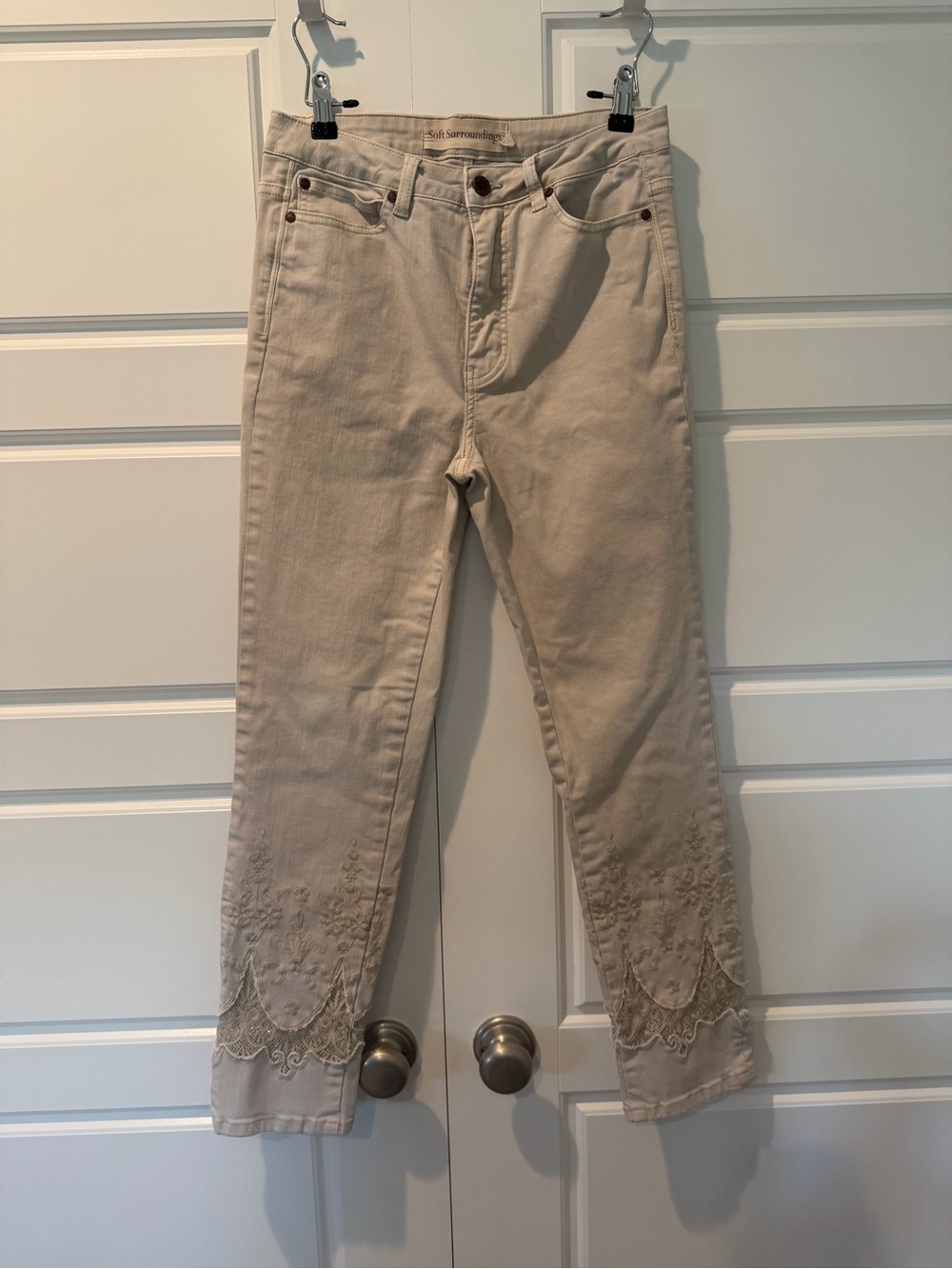 Soft Surroundings High Rise Beige Lace Hem Embroidered Straight Boho Size 4 Tall
